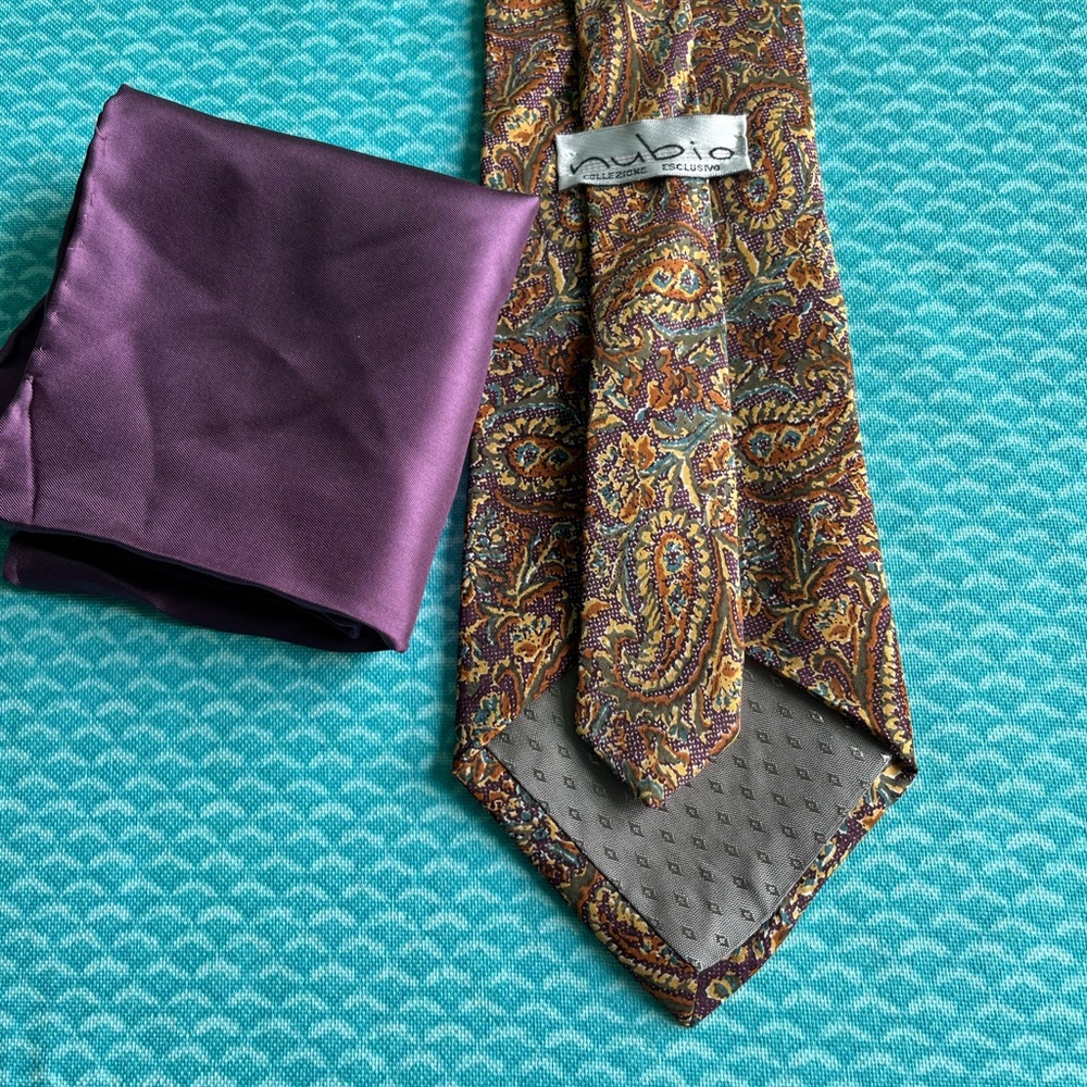Paisley Multicolor Tie and Pocket Square Set